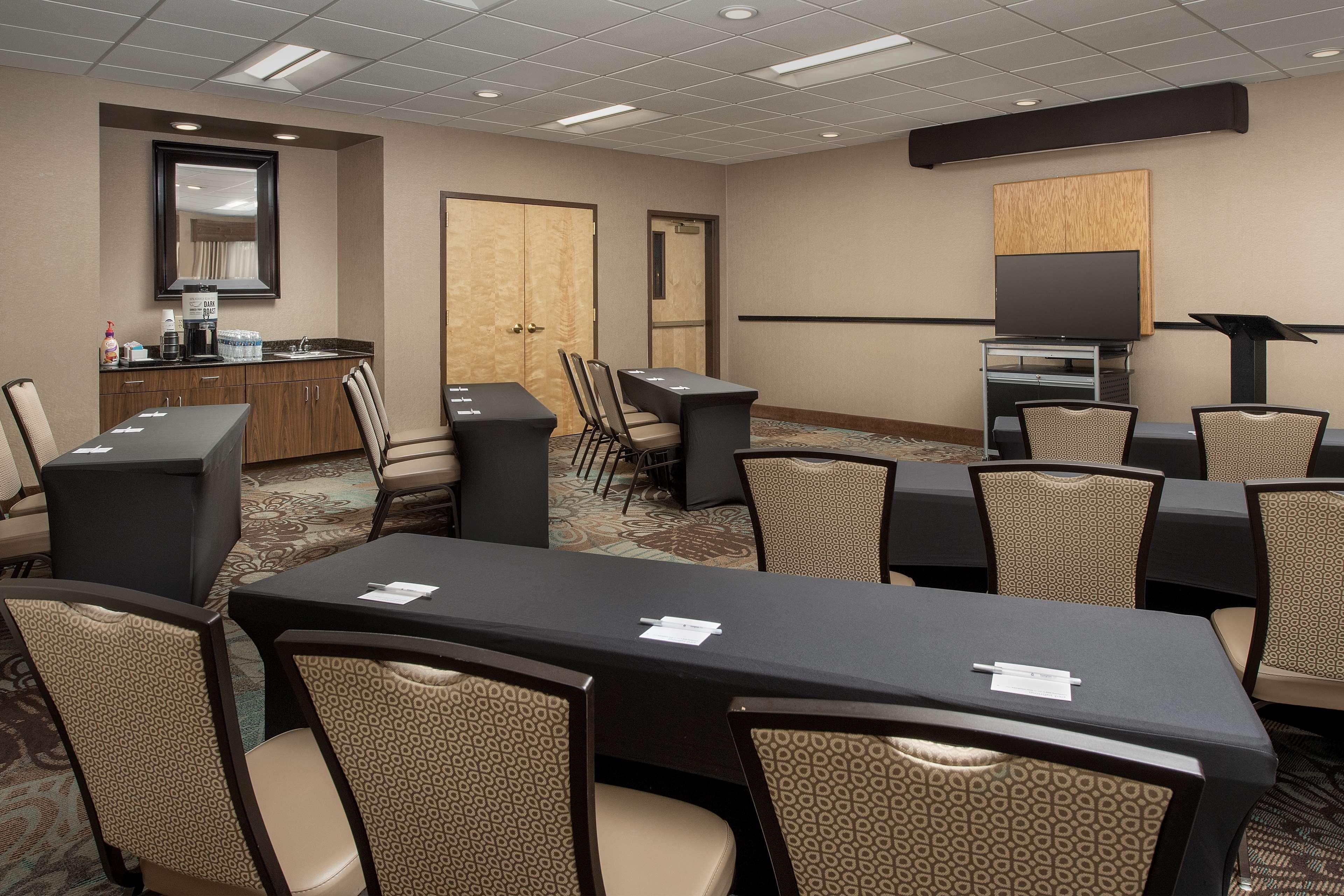 Hampton Inn Birmingham I-65/Lakeshore Drive Exterior foto