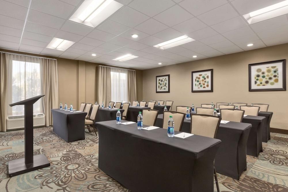 Hampton Inn Birmingham I-65/Lakeshore Drive Exterior foto